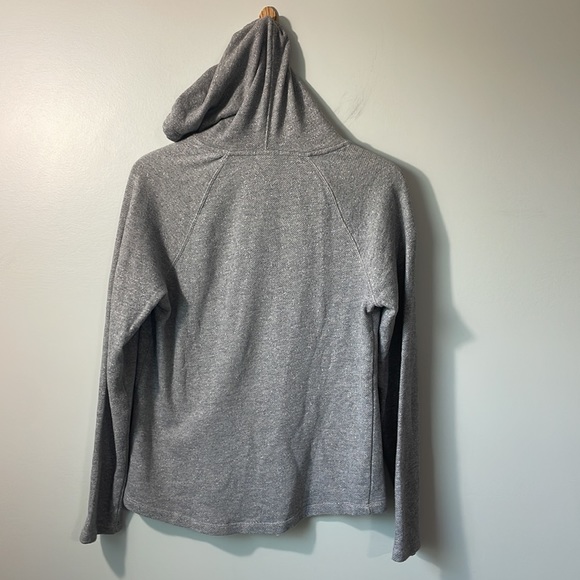 Volcom grey hoodie in size small. - Picture 7 of 7
